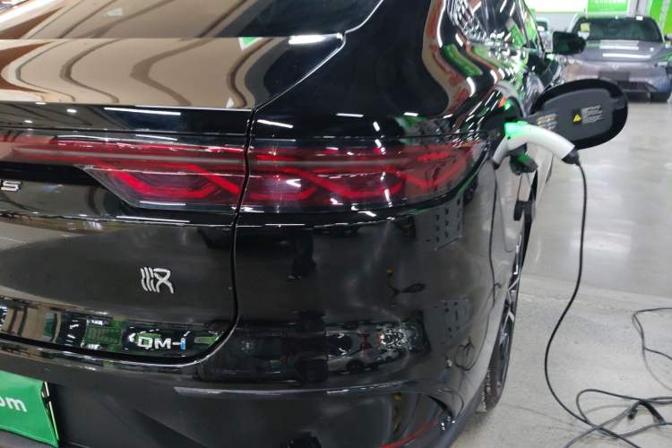 Used BYD Han 2025 DM-i 125KM Prestige Model
