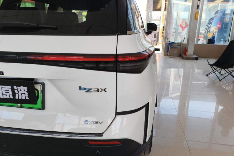 Used Toyota BZ 3X 2025 520 Pro Right Rear Taillight