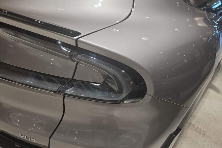 Used Xiaomi Auto YU7 2025 Ultra-Long Range All-Wheel Drive Pro Version
