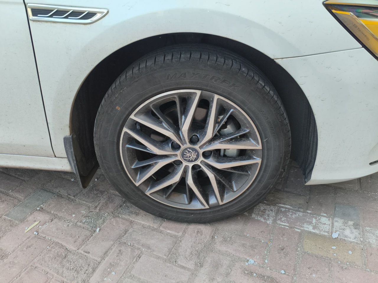 BYD Qin PLUS 2021 DM-i 120KM Prestige Model — снимка 5