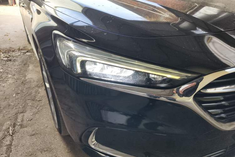 Used Buick LaCrosse 2021 552T Luxury Version Right Front Headlight