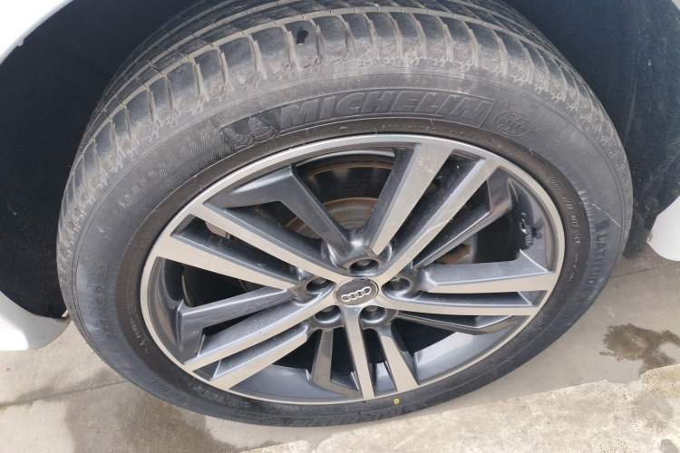 Used Audi Q5L 2020 Updated 40 TFSI Prestige Fashion Edition Exterior 5