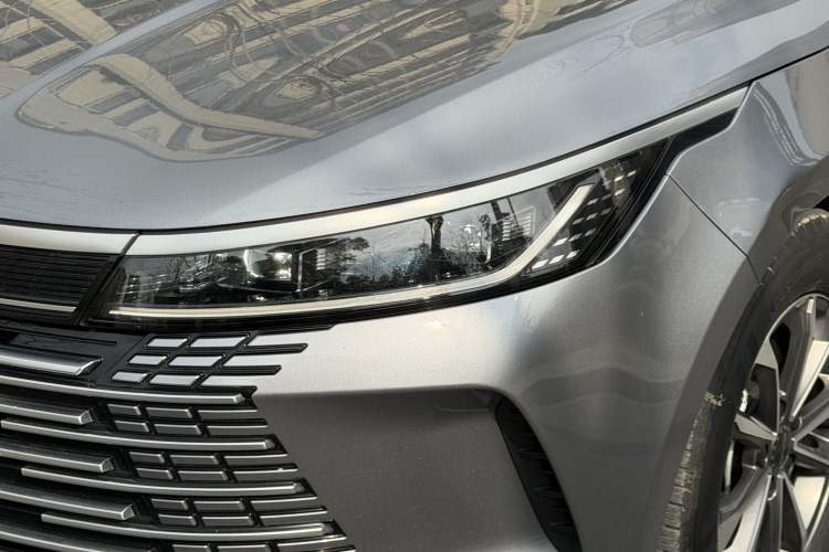 Used BYD Destroyer 05 2024 HONOR Edition DM-i 55KM Luxury Model
