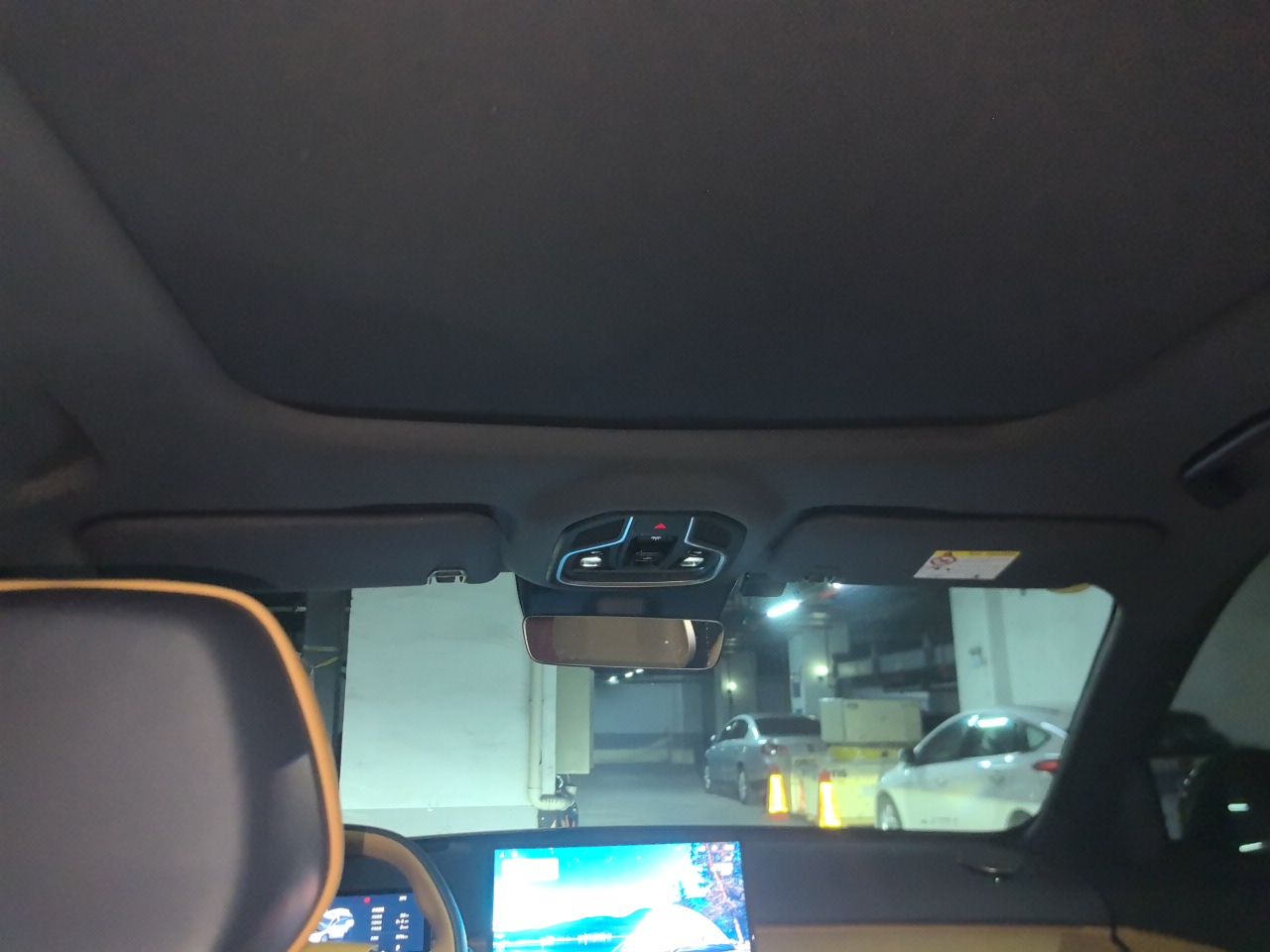 Geely Galaxy Xingjian 7 EM-i 2025 120km Exploration+ Version — снимка 15