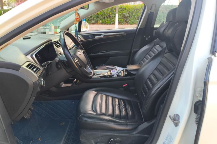 Used Ford Mondeo 2013 2.0L GTDi 200 Luxury Model
