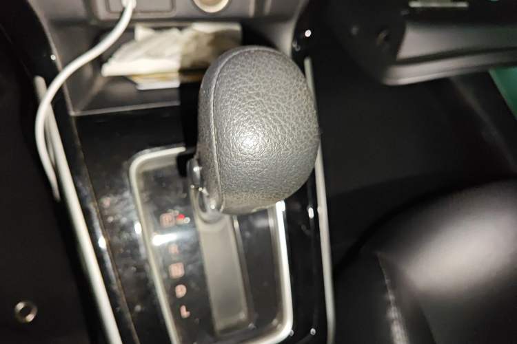 Used Nissan Sylphy 2021 Classic 1.6XL CVT Luxury Edition Gear Lever