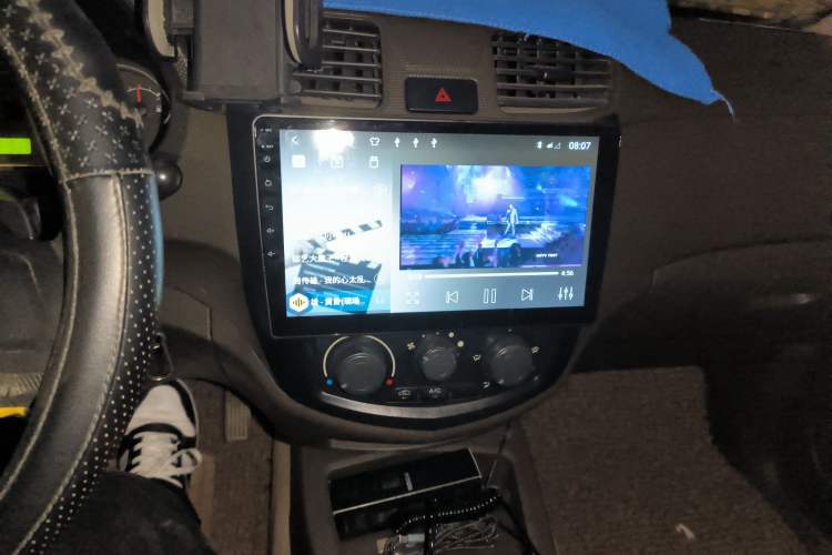 Used Wuling Hongguang 2014 1.2L Standard Model China IV