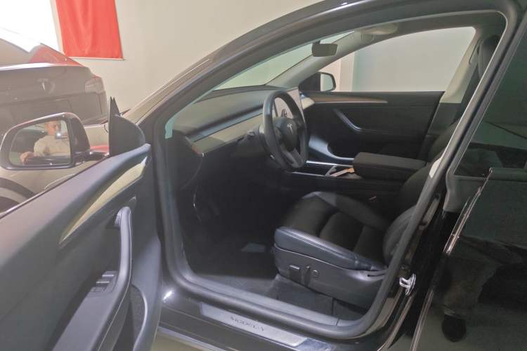 Used Tesla Model Y 2022 Revised Version Long-Range All-Wheel Drive Driver Seat