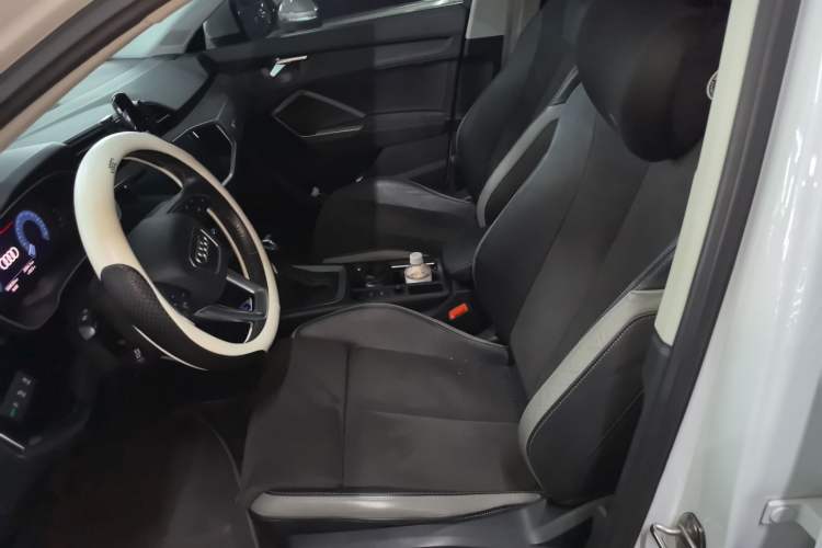 Used Audi Q3 2019 35 TFSI Advanced Dynamic Edition Left Front Seat