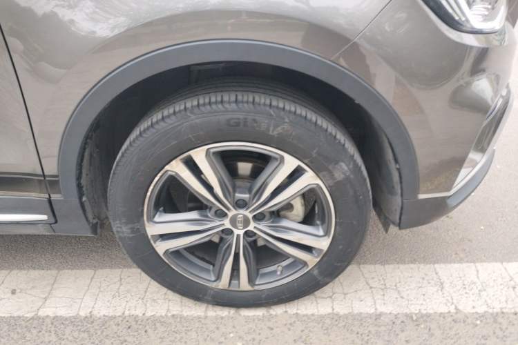 Used Geely Auto Emgrand X7 Sport 2022 1.8TD DCT Zhiya Trim