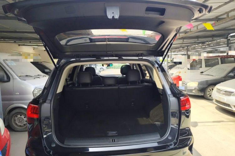 Used Roewe RX5 MAX 2019 400TGI Automatic 4G Connect Luxury Edition Trunk