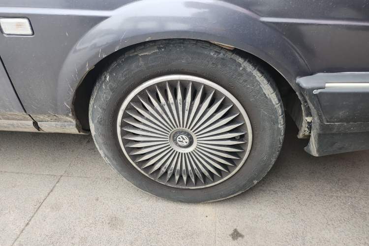 Used Volkswagen Santana Classic 2004 1.8L Standard Edition Right Front Wheel Hub