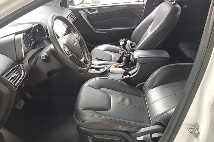 Used Chery Arrizo 5 2016 1.5L CVT Trendsetting Edition
