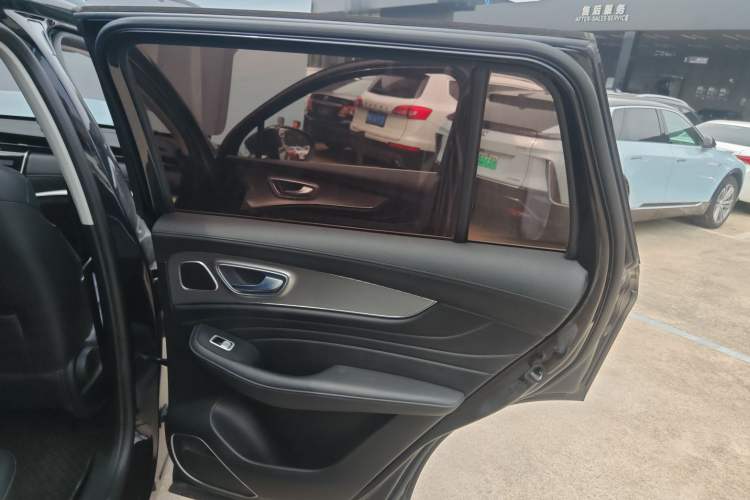 Used Roewe RX5 MAX 2019 300TGI Automatic Smart Cabin Luxury Edition