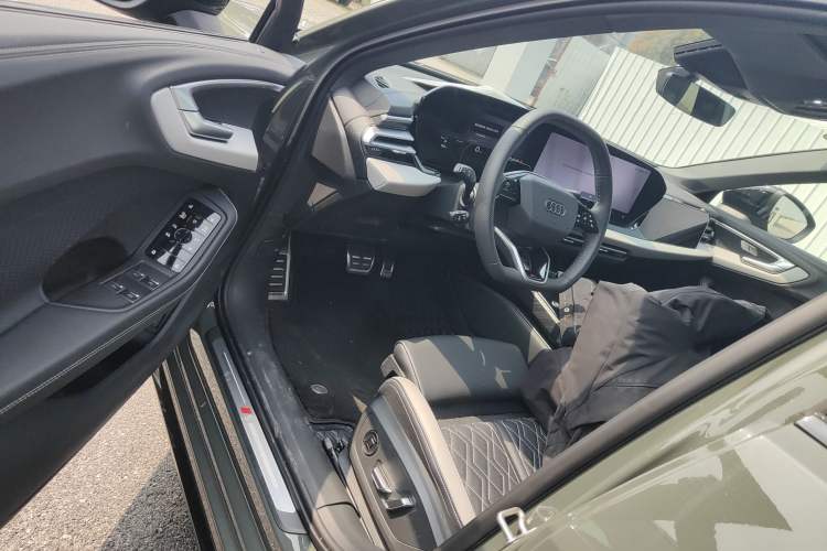 Used Audi A5L 2026 2.0T Sport Plus
