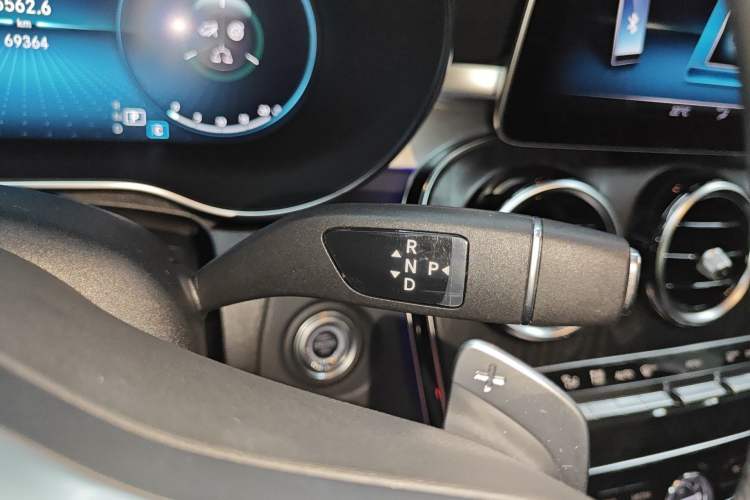 Used Mercedes-Benz C-Class 2021 C 260 L Sport Edition Star Collection Gear Lever