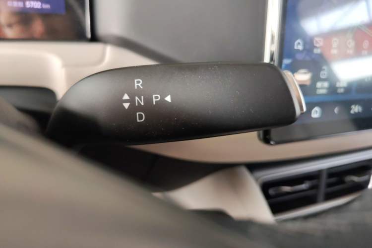 Used BYD Yuan UP 2025 Intelligent Driving Version 401 KM Dynamic Edition