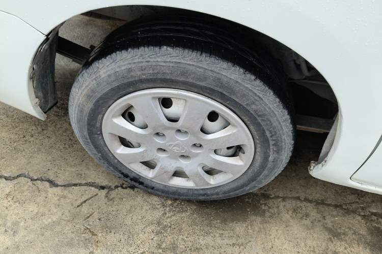 Used CHANGAN KAICHENG Ruixing S50 2018 S50V 1.5L Logistics Version 7 Seats China V Standard Right Rear Wheel Hub