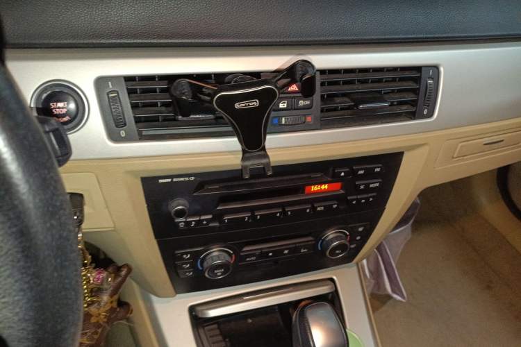 Used BMW 3 Series 2012 318i Leading Model
