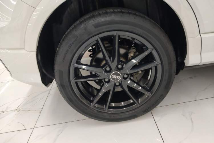 Used Audi Q2L 2022 35 TFSI Progressive Dynamic Edition