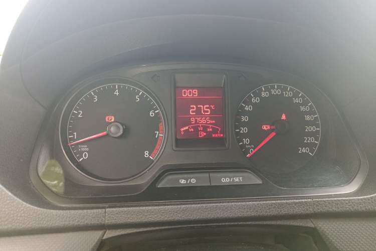 Used Volkswagen Jetta 2015 1.6L Manual Fashion Edition