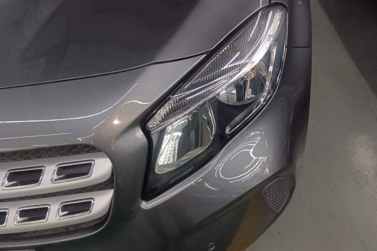 Used Mercedes-Benz GLA 2018 GLA 200 Sport Edition Left Front Headlight