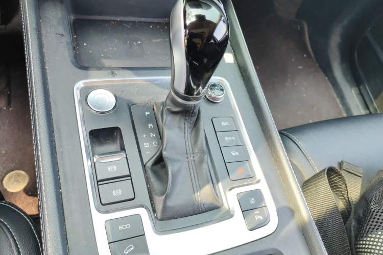 Used BYD Tang 2019 2.0T Automatic SmartConnect Luxury 7-Seater China VI Standard