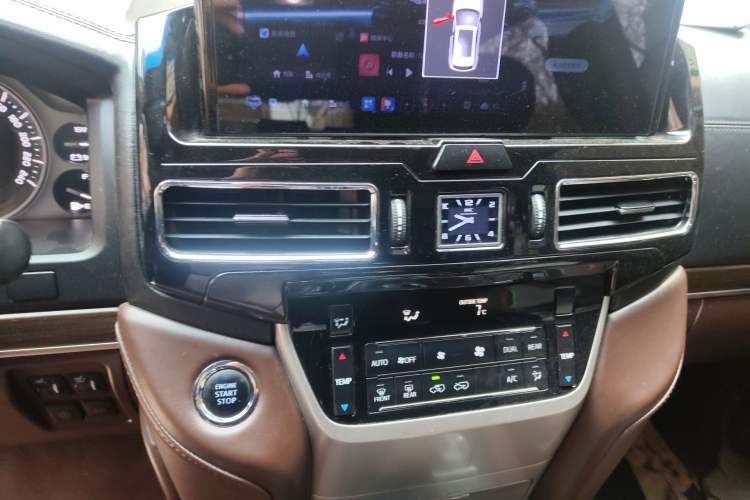 Used Toyota Land Cruiser 2019 4.0L VX-R Lowered Suspension Middle East