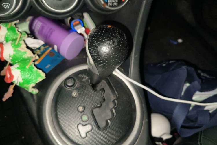 Used Toyota Zelas 2011 2.5L Luxury Edition Gear Lever