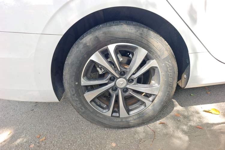 Used CHANGAN Eado 2022 PLUS Blue Whale NE 1.4T GDI DCT Prestige Edition Right Rear Wheel Hub