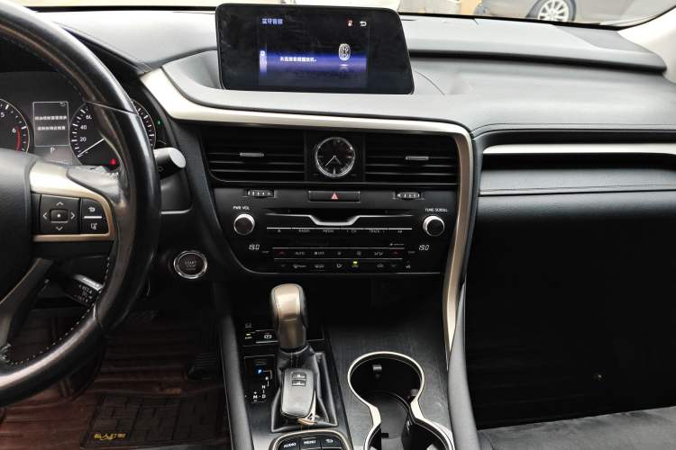 Used Lexus RX 2016 300 Two-Wheel Drive Elite Version China V Standard Audio And AC Panel