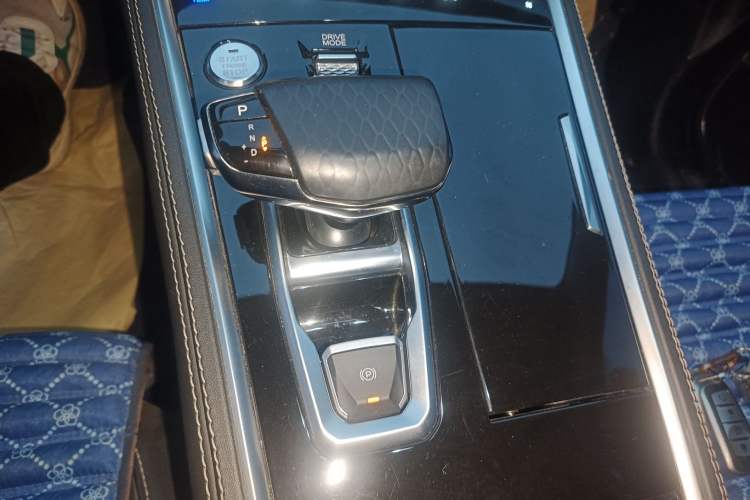 Used CHANGAN CS85 COUPE 2021 2.0T Automatic Luxury Version
