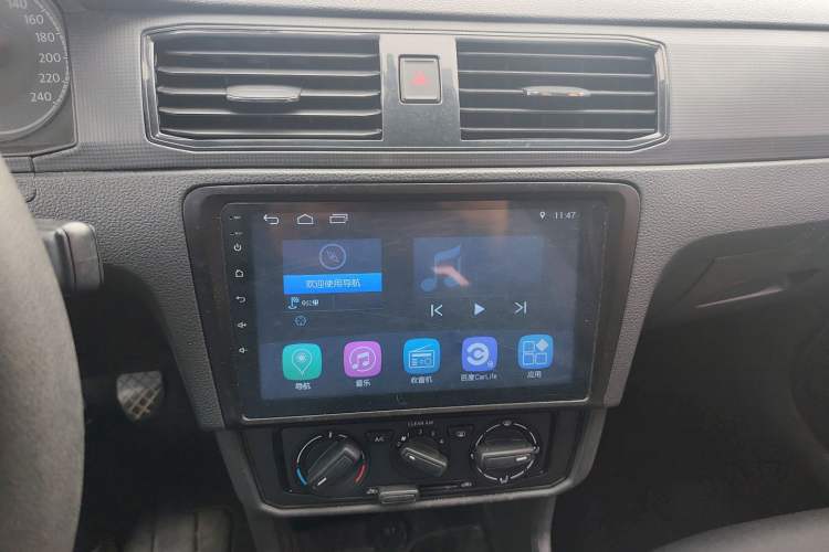 Used Volkswagen Santana 2016 1.6L Manual Fashion Edition Audio And AC Panel