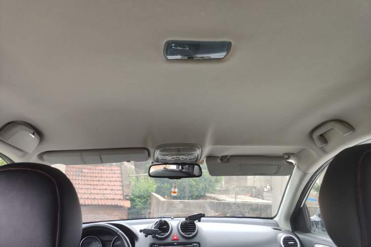 Used Haval H6 2013 Sports Edition 1.5T Manual Two-Wheel Drive Elite Model Headliner