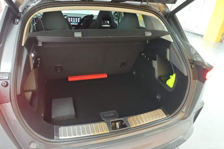 Used Lynk & Co 06 2020 1.5T YAO Halo
