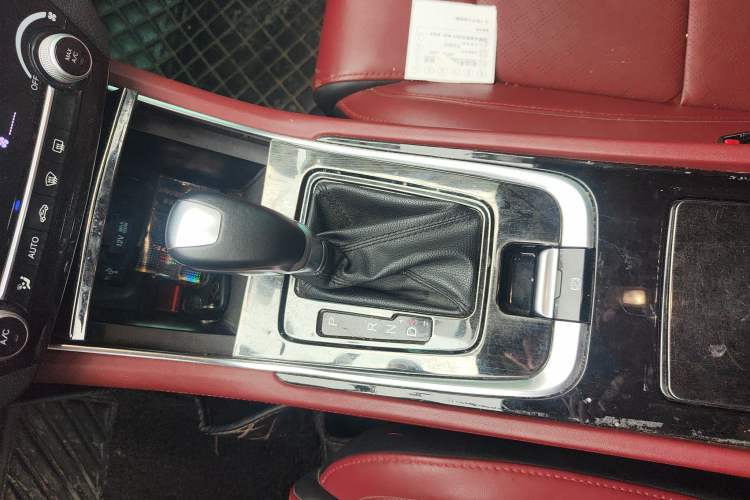 Used Changan Eado 2019 Blue Whale Edition 280T GDI DCT High-Speed Model