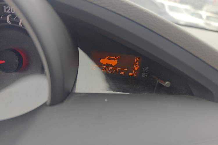 Used Toyota Verso 2014 Starlight 180E CVT Elite Multi-Function Edition