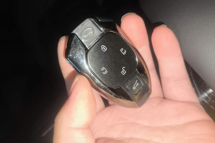 Used GAC Trumpchi M8 2024 Master Series 400T Ultimate Edition Vehicle Key