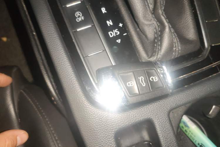 Used Volkswagen Magotan 2019 330TSI DSG Leading Model China VI Standard