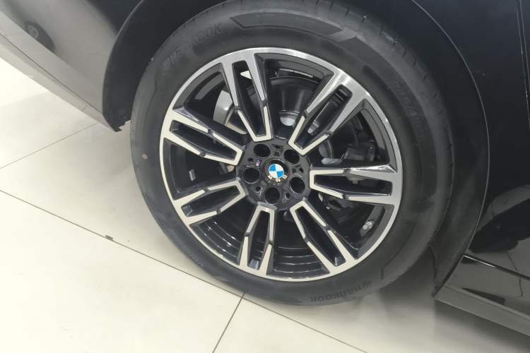 Used BMW 5 Series 2025 530Li Leading Model M Sport Package
