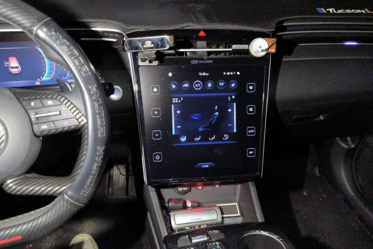 Used Hyundai Tucson 2021 Tucson L 1.5T DCT Luxury Prestige Edition Audio And AC Panel