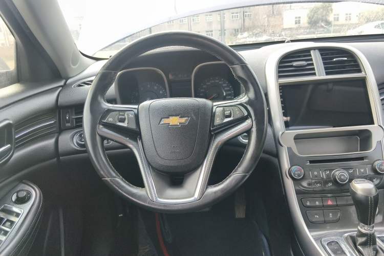 Used Chevrolet Malibu 2012 2.4L Automatic Flagship Edition Steering Wheel