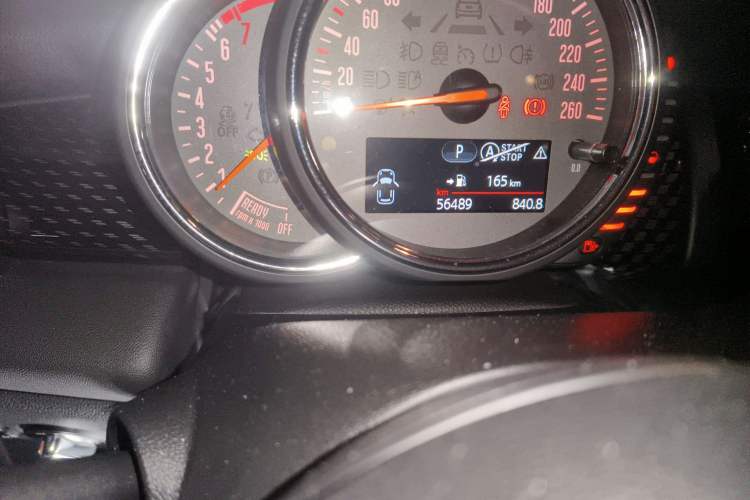 Used MINI 2016 2.0T COOPER S Pioneer Edition Five-Door Model Odometer Close Up