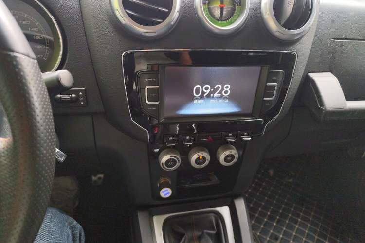 Used BAIC Off-Road BJ40 2016 40L 2.0T Manual All-Wheel Drive Prestige Edition