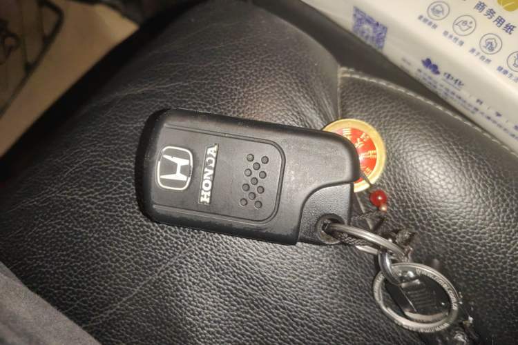 Used Honda CR-V 2012 2.4L four-wheel drive luxury version Vehicle Key