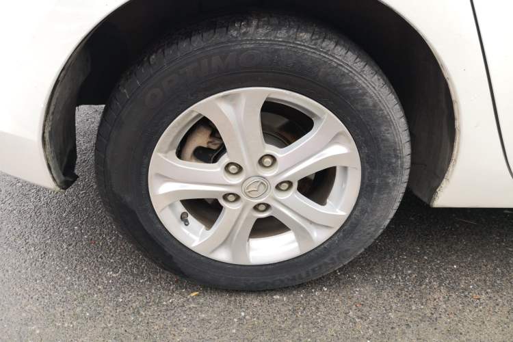 Used Mazda Mazda 3 2015 Hatchback 1.6L Manual Comfort Edition
