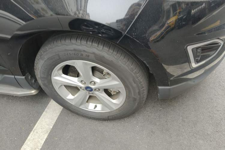 Used Ford Edge 2016 EcoBoost 245 Two-Wheel-Drive Titanium 5-Seater
