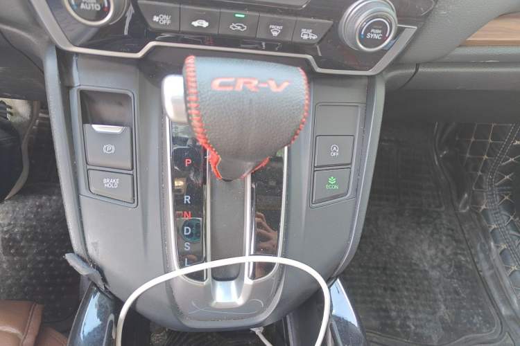Used Honda CR-V 2017 240TURBO CVT Front-Wheel Drive Fashion Edition
