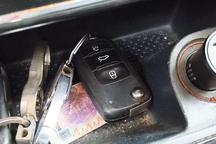 Used Volkswagen Lavida 2017 1.6L Manual Comfort Edition