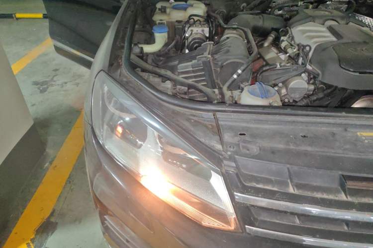 Used Volkswagen Touareg 2011 3.0 TSI Comfort Version